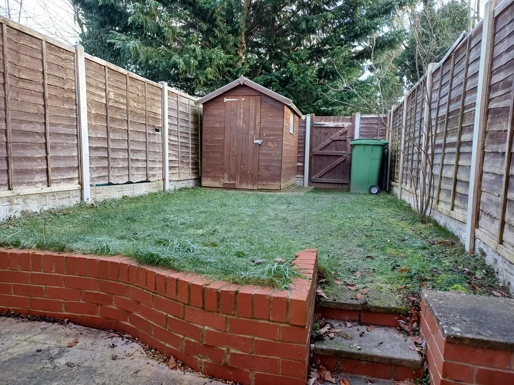 Greenwood Drive, Shawbirch, photo 17