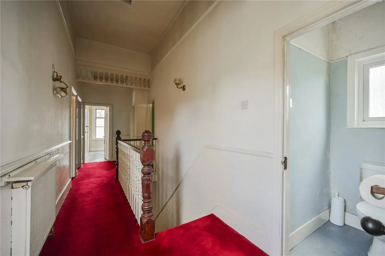 Brownlow Road, London, N11, photo 14