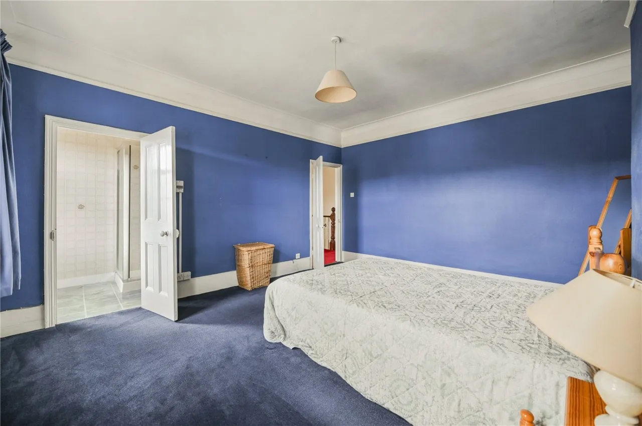 Brownlow Road, London, N11, photo 17