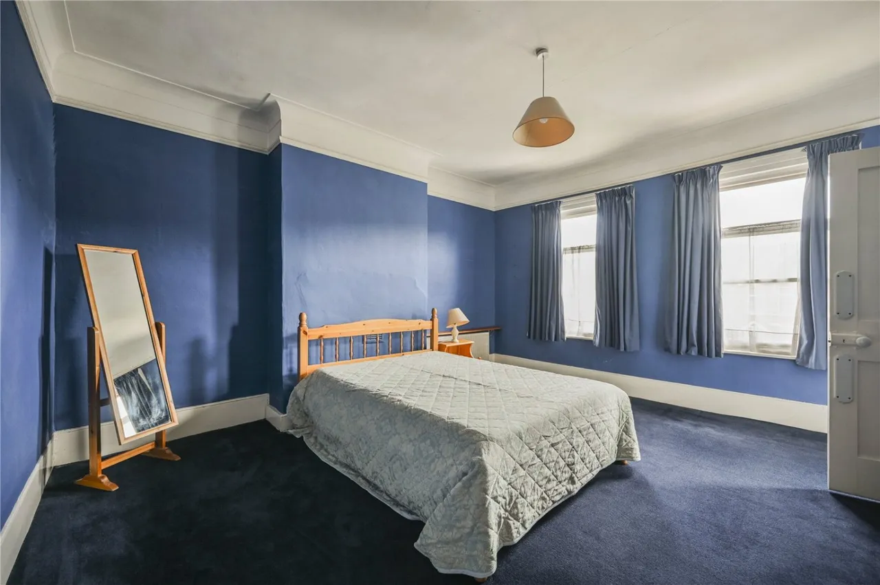 Brownlow Road, London, N11, photo 18