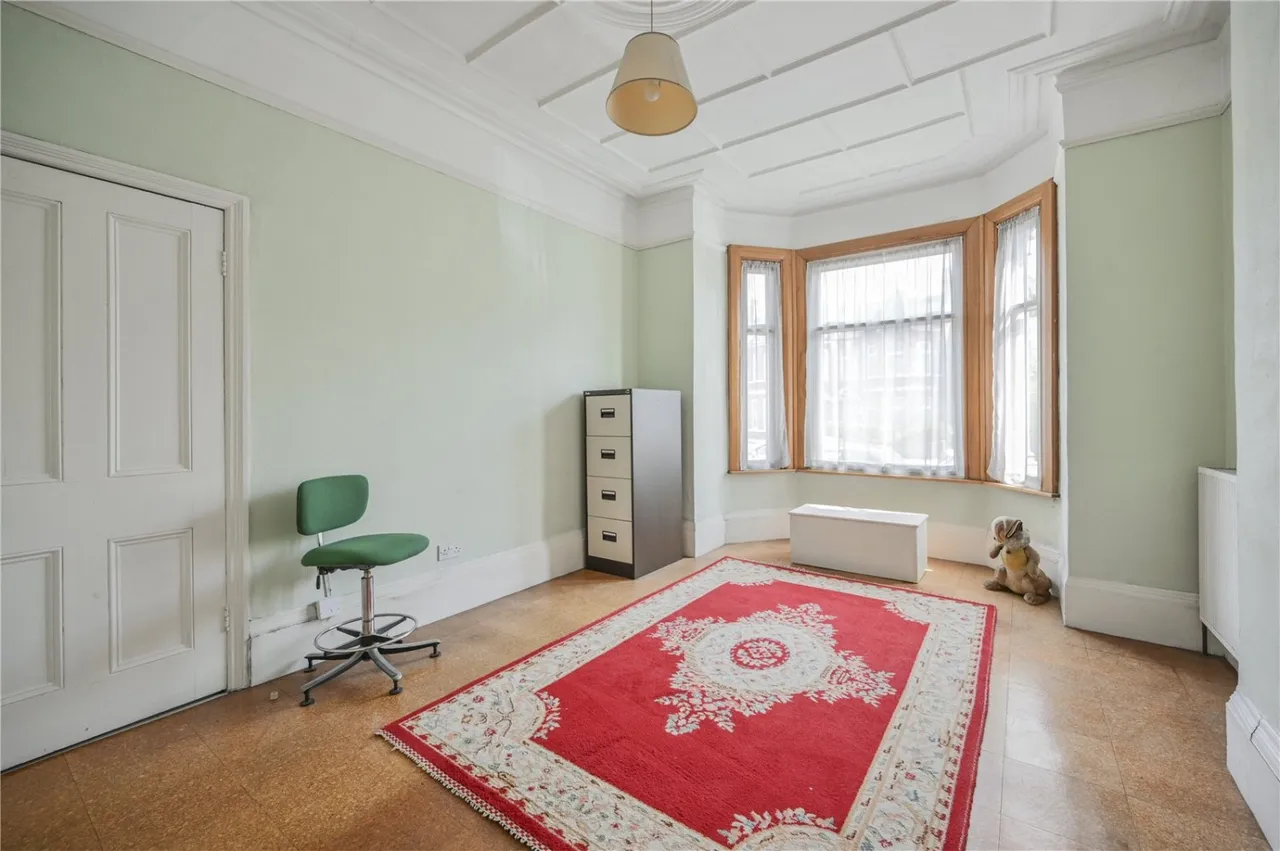 Brownlow Road, London, N11, photo 8