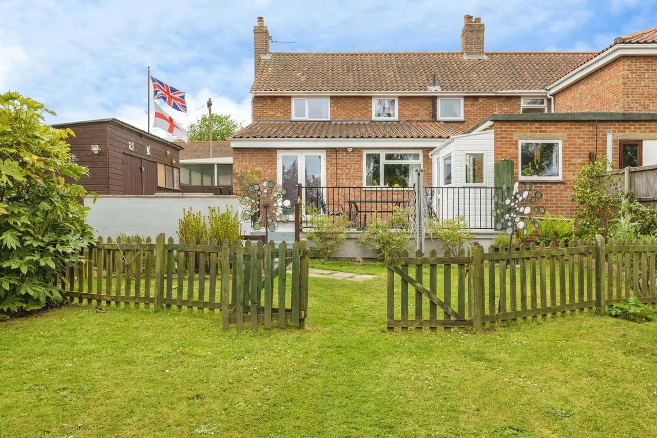Francis Road, Long Stratton, Norwich, Norfolk, NR15, photo 12