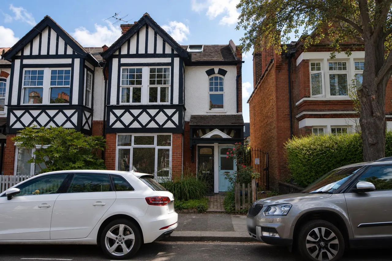 Cowley Road, Barnes, SW14, photo 5