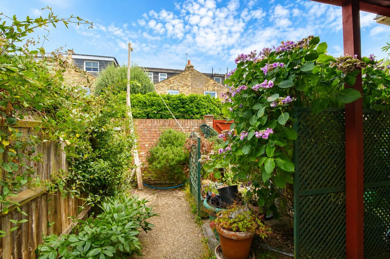 Cowley Road, Barnes, SW14, photo 9