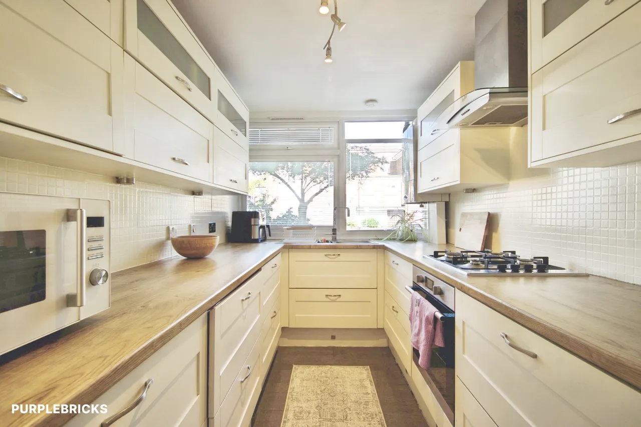 Grove Hill, London, E18, photo 20