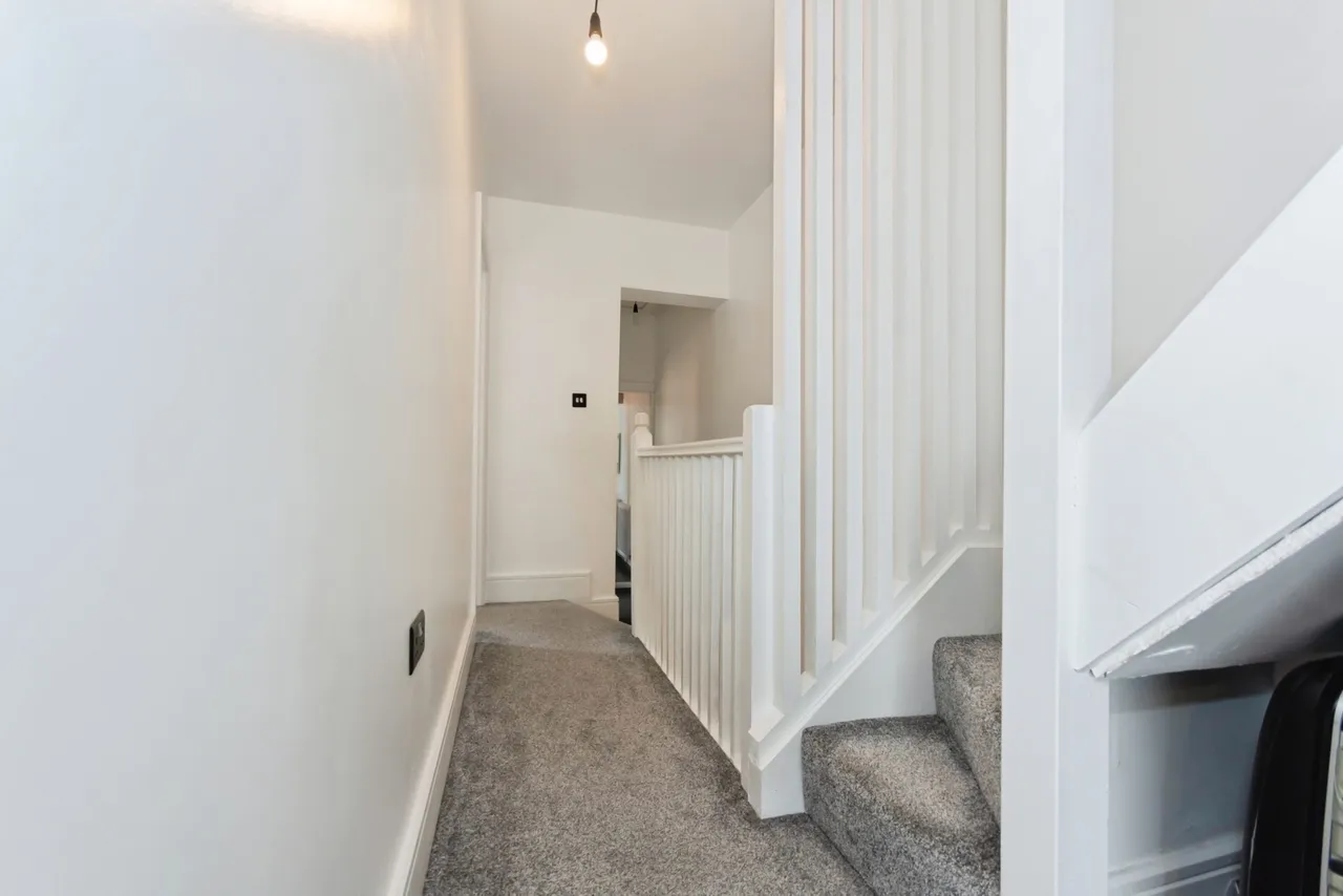 Oxford Road, Acocks Green, B27, photo 14