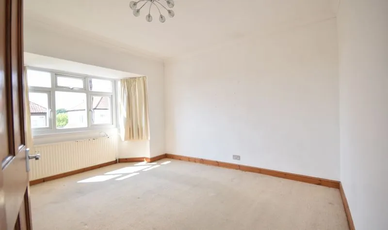 The Greenway, Epsom, KT18, photo 11