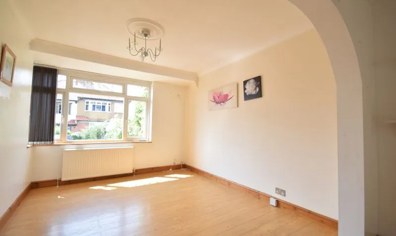 The Greenway, Epsom, KT18, photo 8