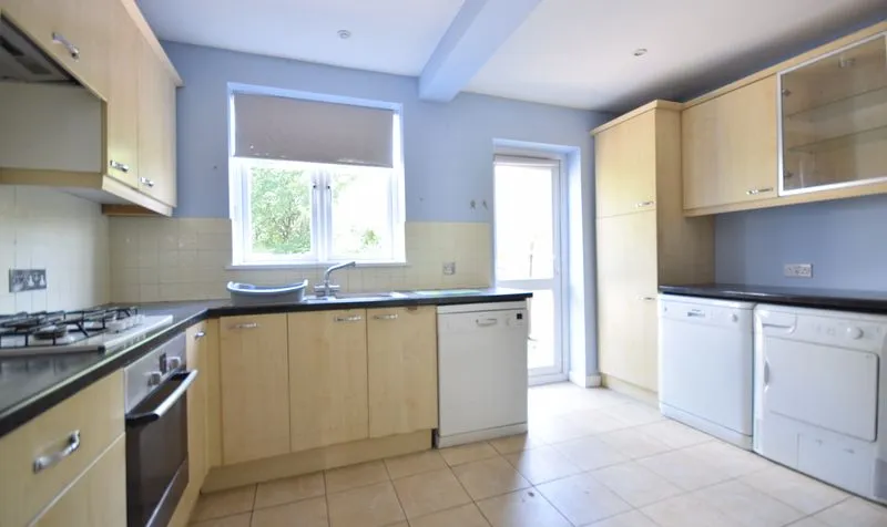 The Greenway, Epsom, KT18, photo 9
