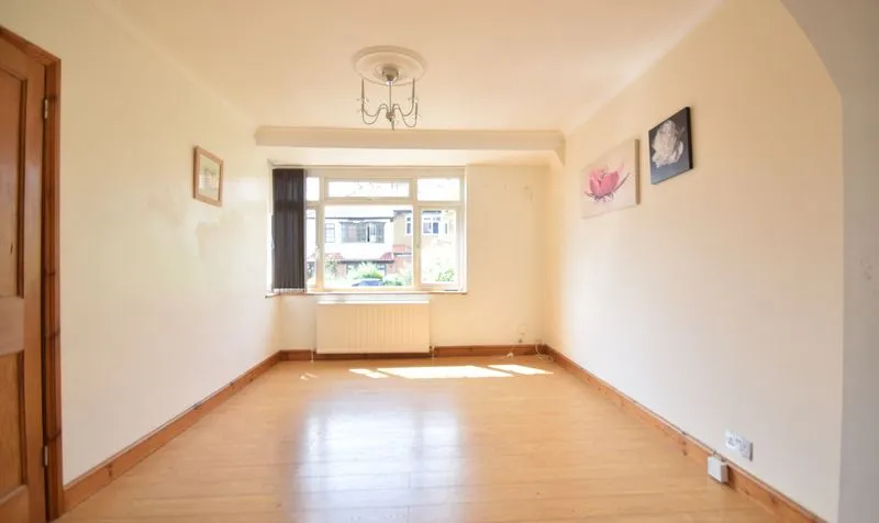 The Greenway, Epsom, KT18, photo 7