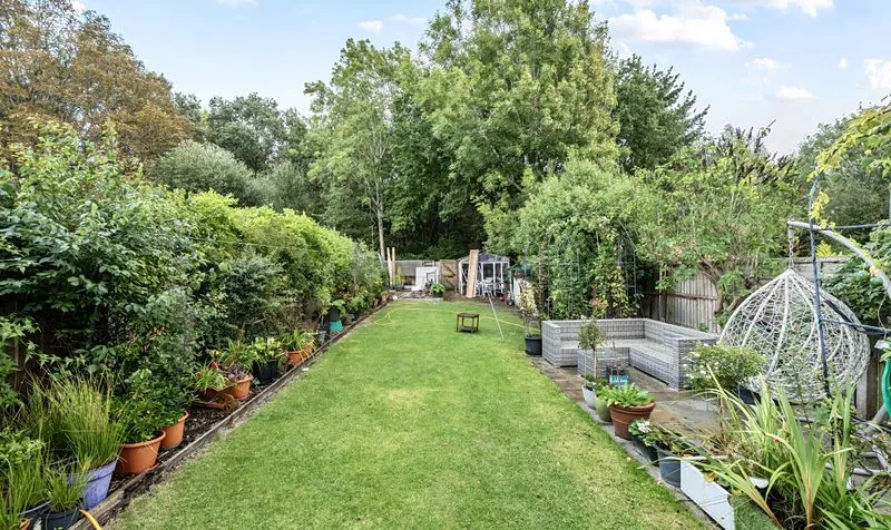 The Greenway, Epsom, KT18, photo 2