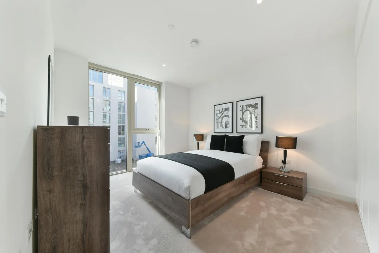 Liner House, Royal Wharf, E16, photo 5