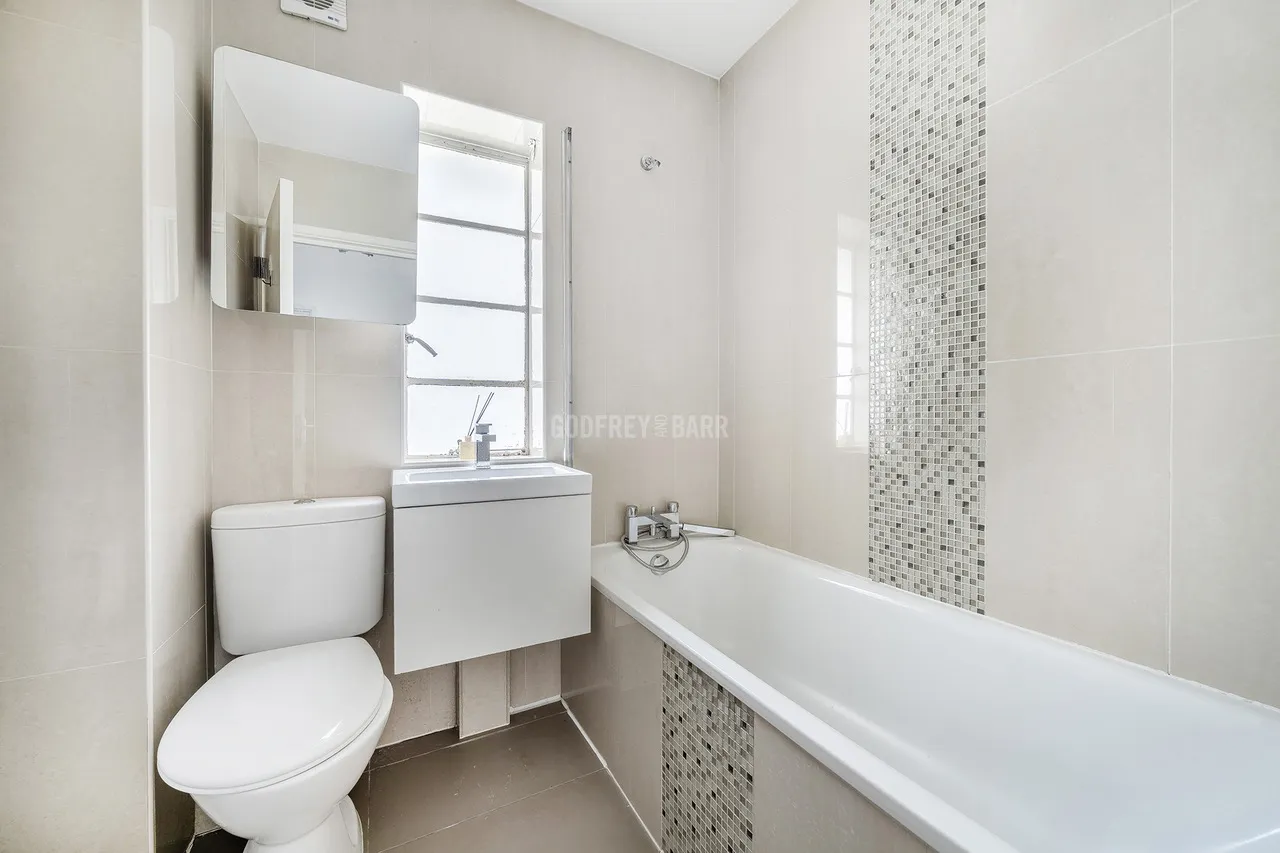 Howard Walk, Hampstead Garden Suburb, N2, photo 13