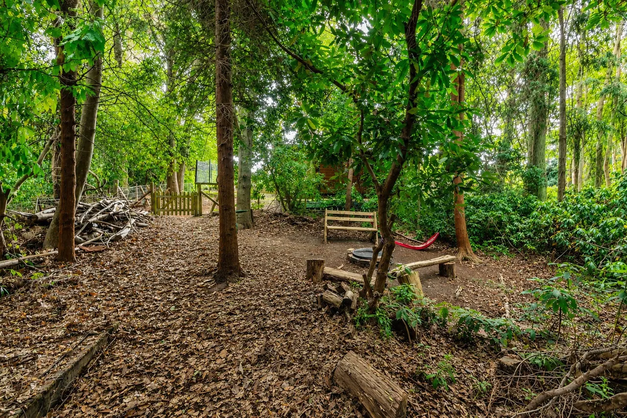 Gimble Way, Pembury, TN2, photo 30