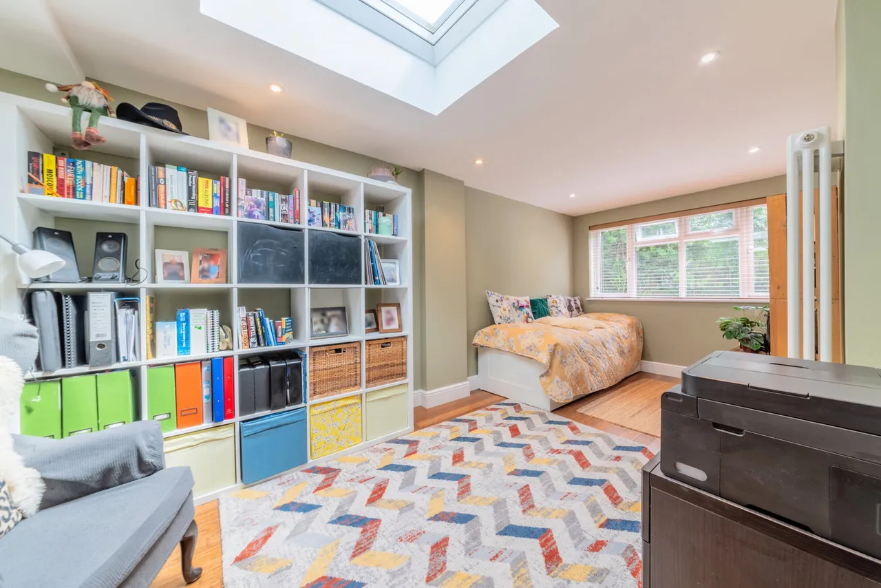 Gimble Way, Pembury, TN2, photo 18