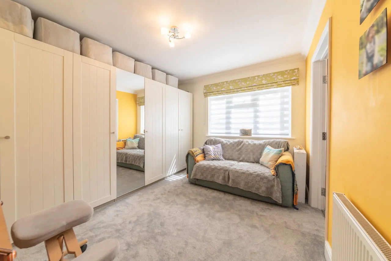 Gimble Way, Pembury, TN2, photo 17