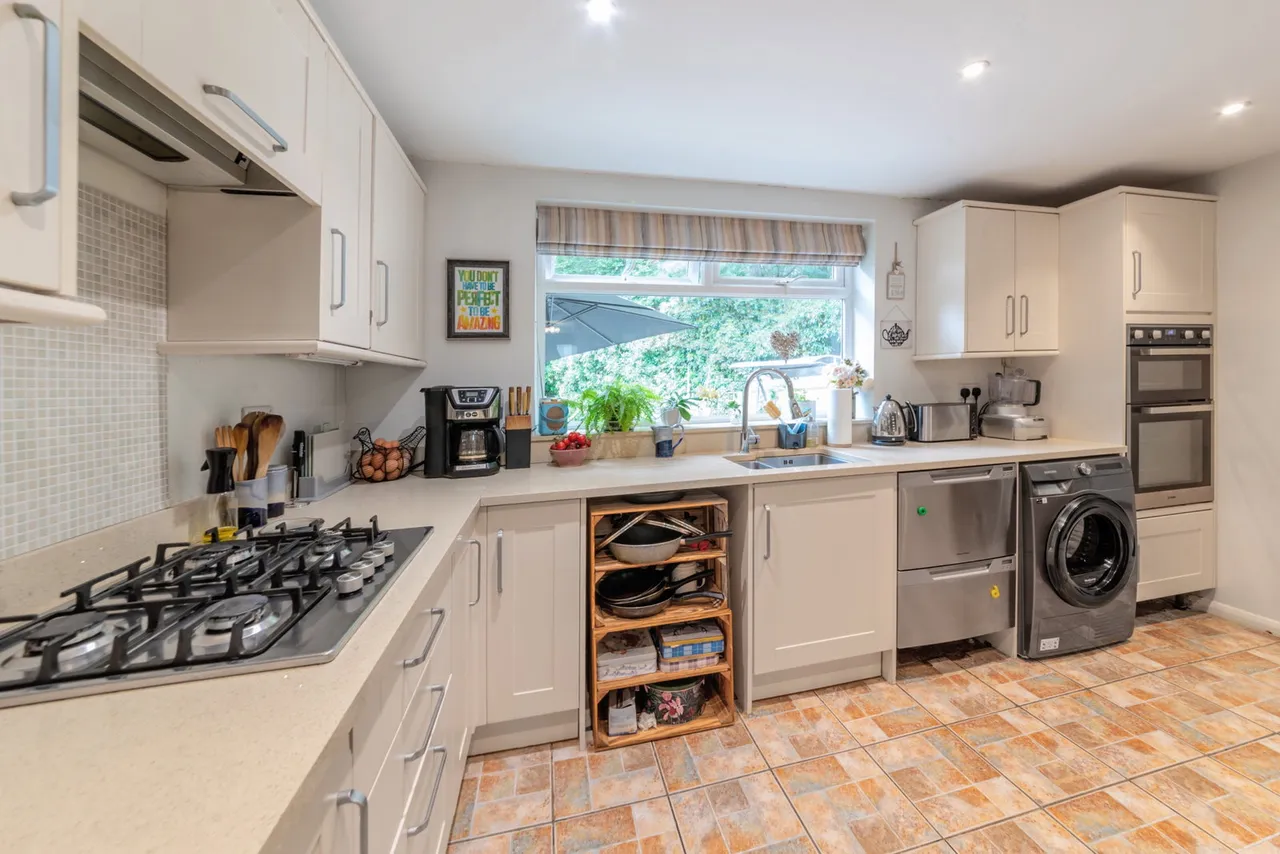 Gimble Way, Pembury, TN2, photo 5