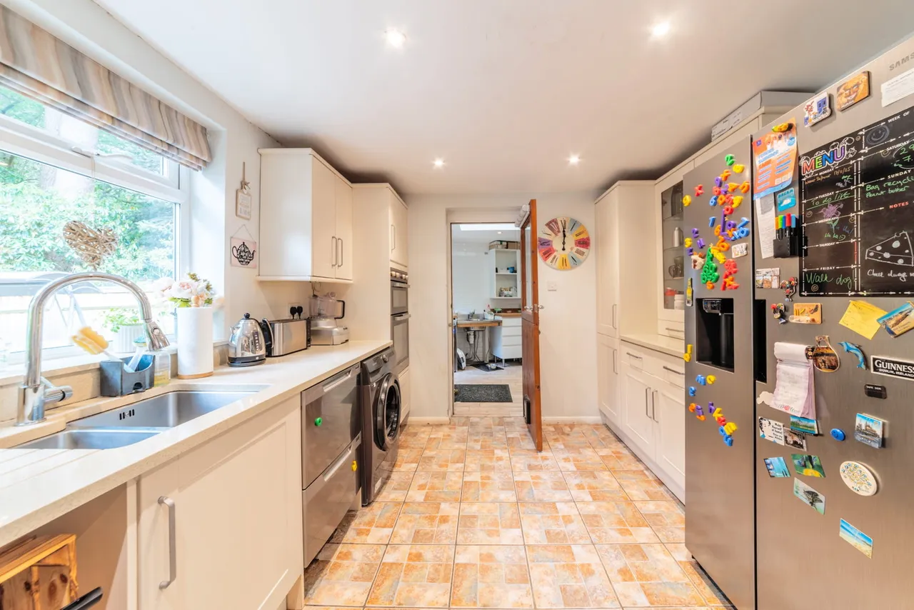 Gimble Way, Pembury, TN2, photo 8