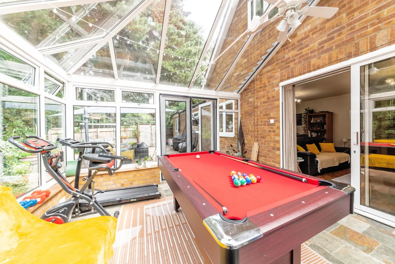 Gimble Way, Pembury, TN2, photo 11