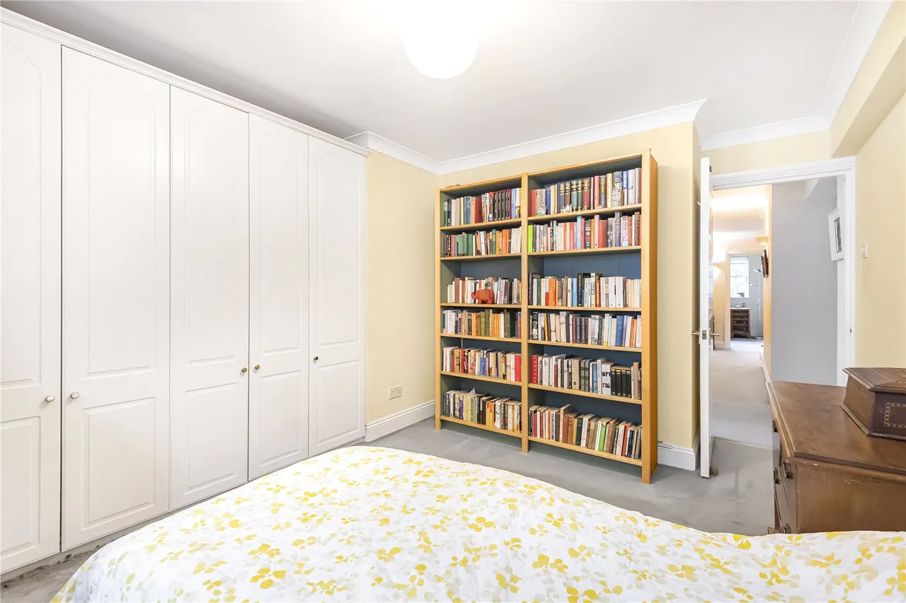 Crescent East, Hadley Wood, EN4 0EY, photo 20