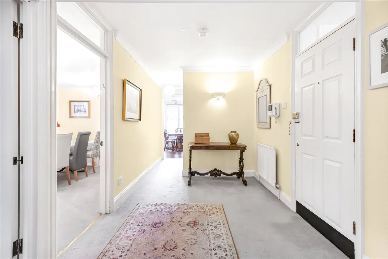Crescent East, Hadley Wood, EN4 0EY, photo 4