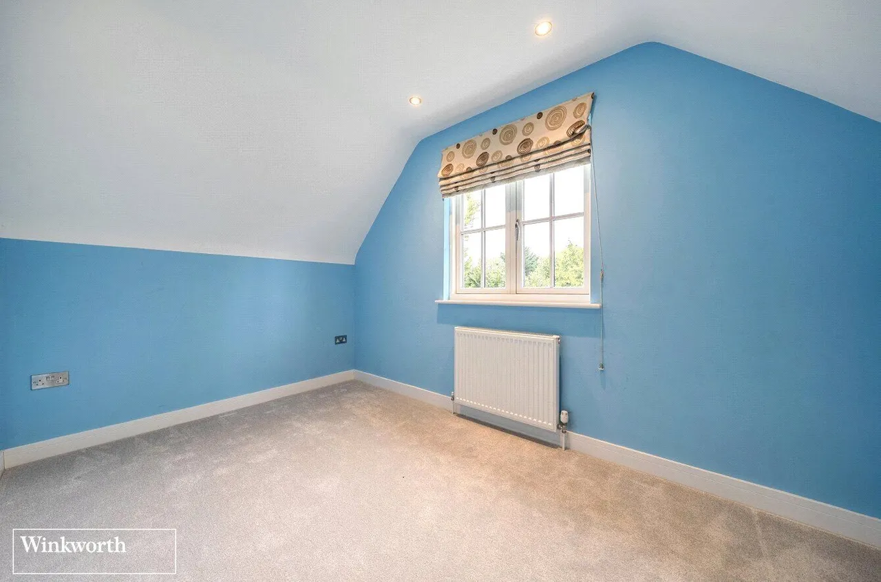 Woods Lane, Cliddesden, RG25, photo 16