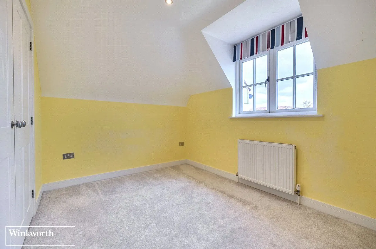 Woods Lane, Cliddesden, RG25, photo 14
