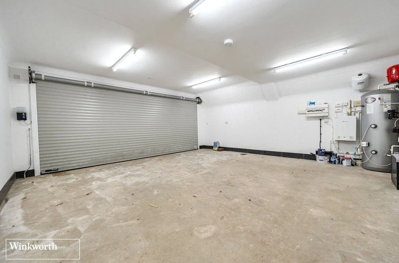 Woods Lane, Cliddesden, RG25, photo 19