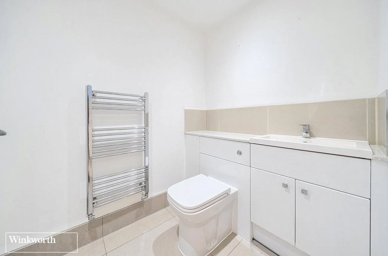 Woods Lane, Cliddesden, RG25, photo 18