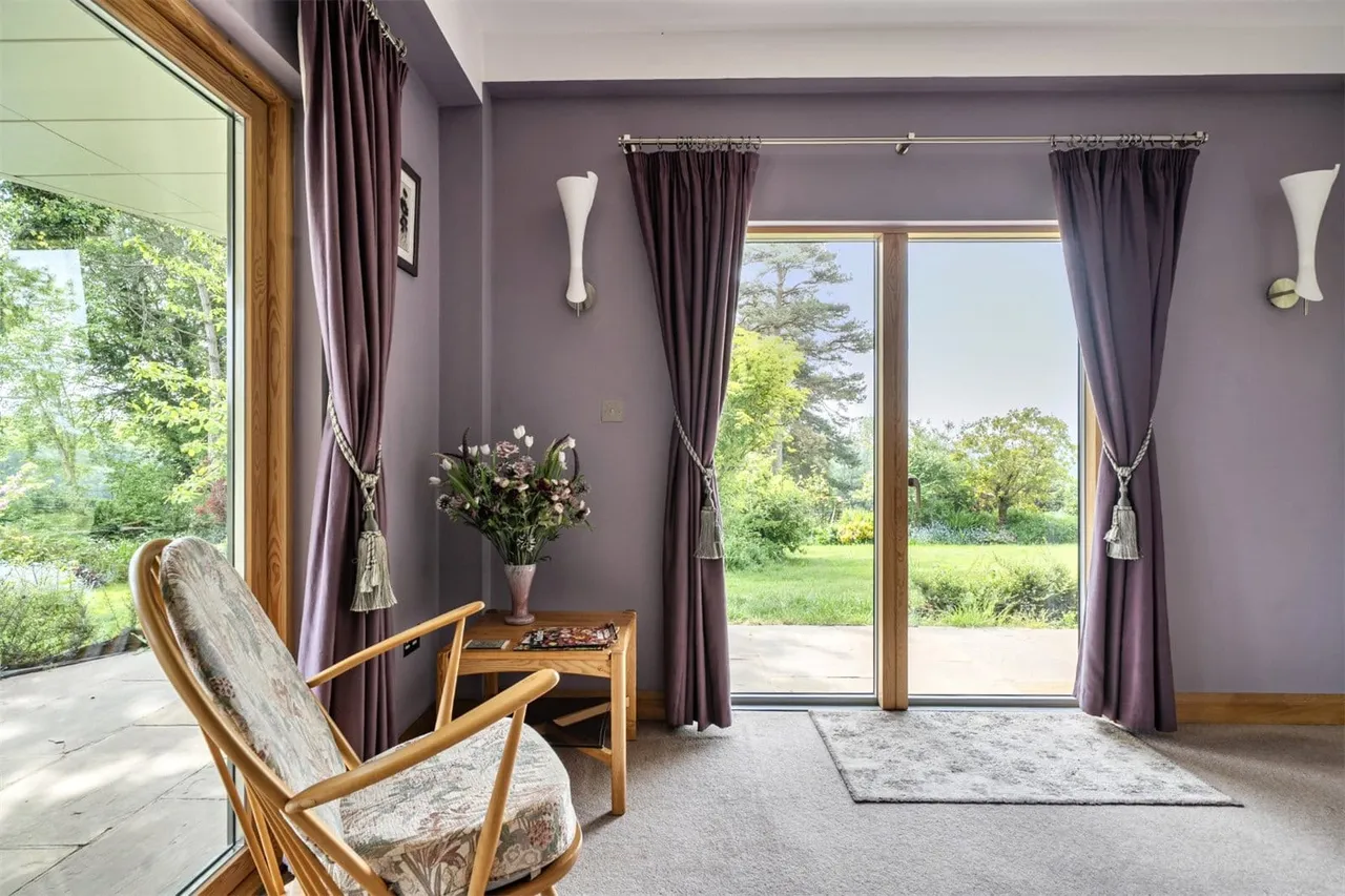 Haremere Hill, Etchingham, TN19, photo 12