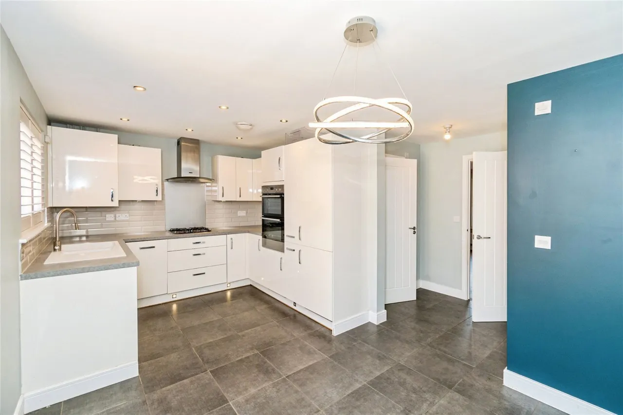 3 bed house for sale, Parsons Avenue, Bursledon, SO31