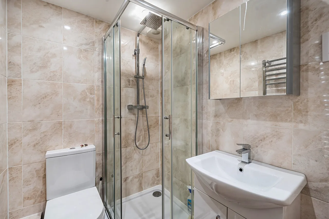 Central Road, Worcester Park, KT4, photo 7