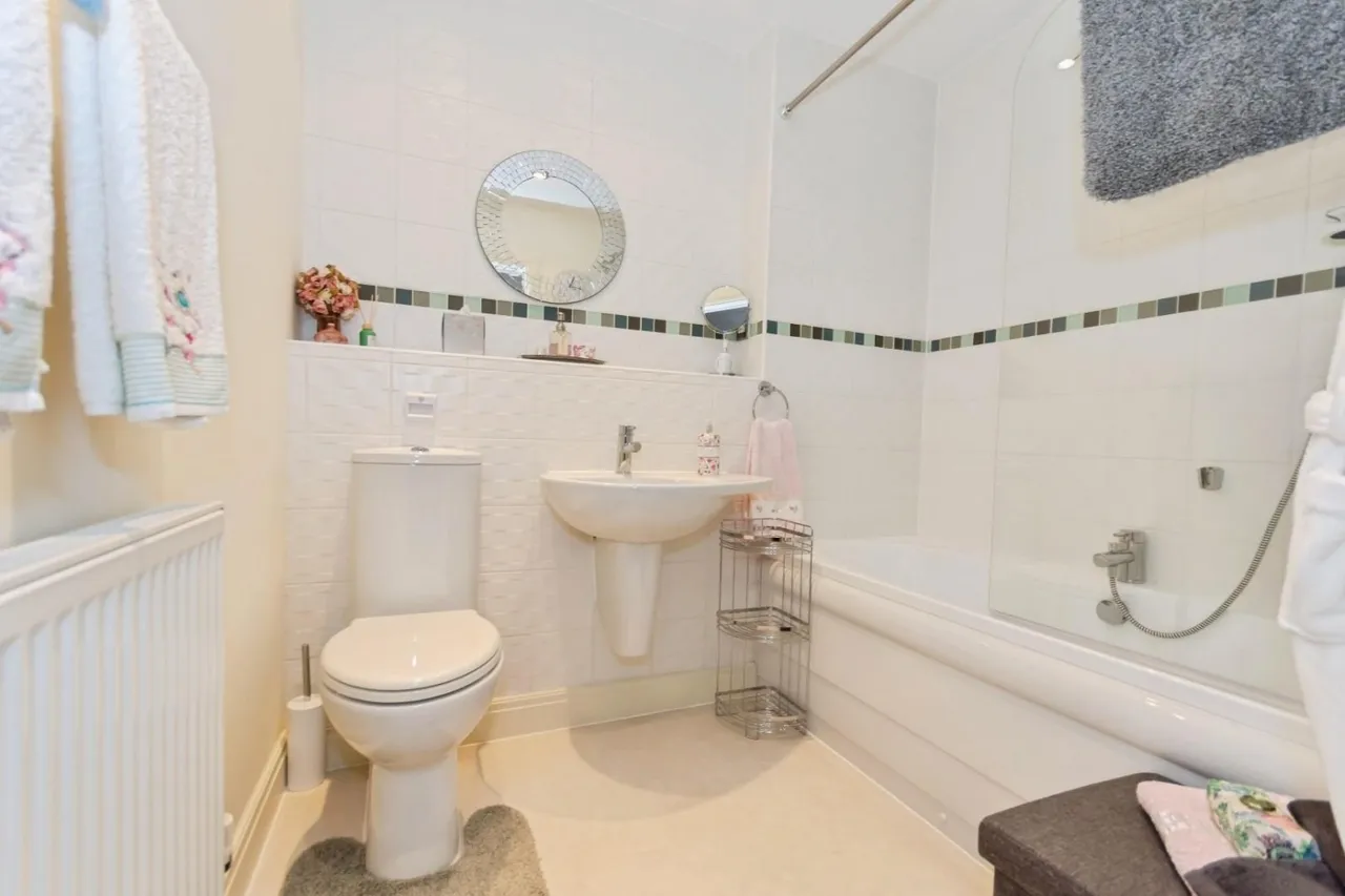 Bucknell Close, Solihull, B91, photo 8