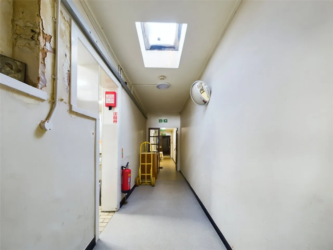 High Street, Weston-super-Mare, BS23, photo 21
