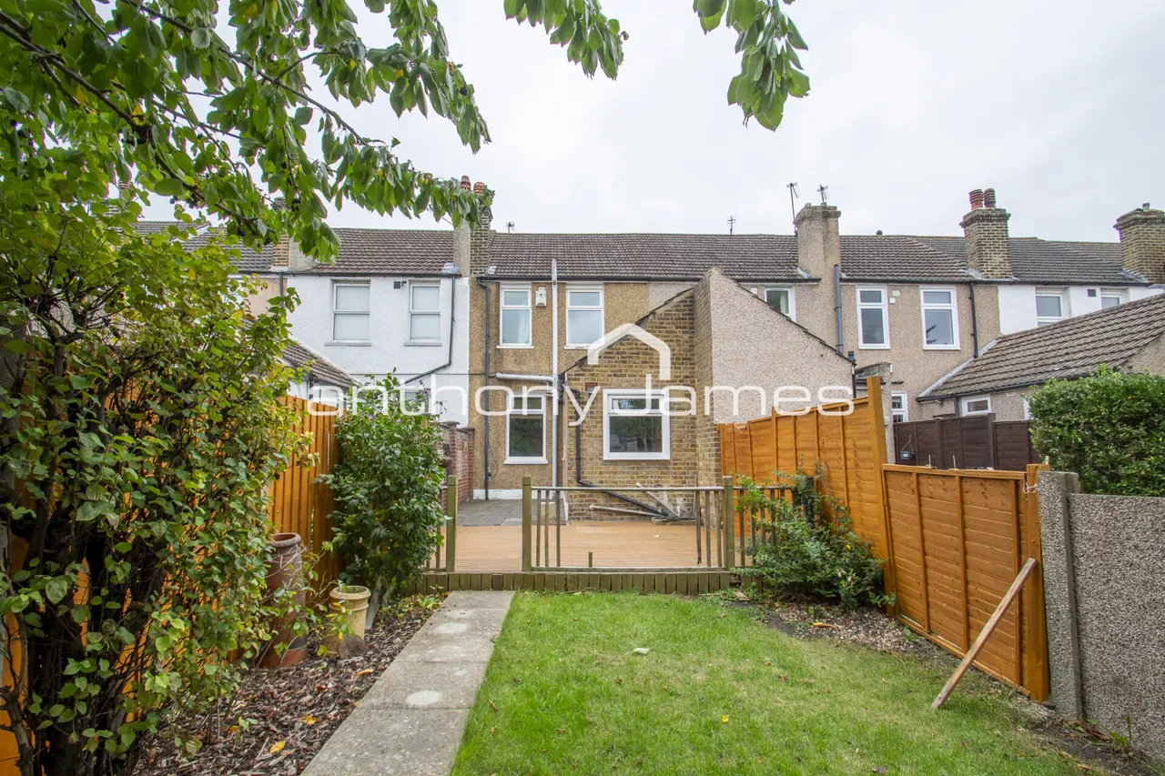 Somerset Road, Dartford, photo 9