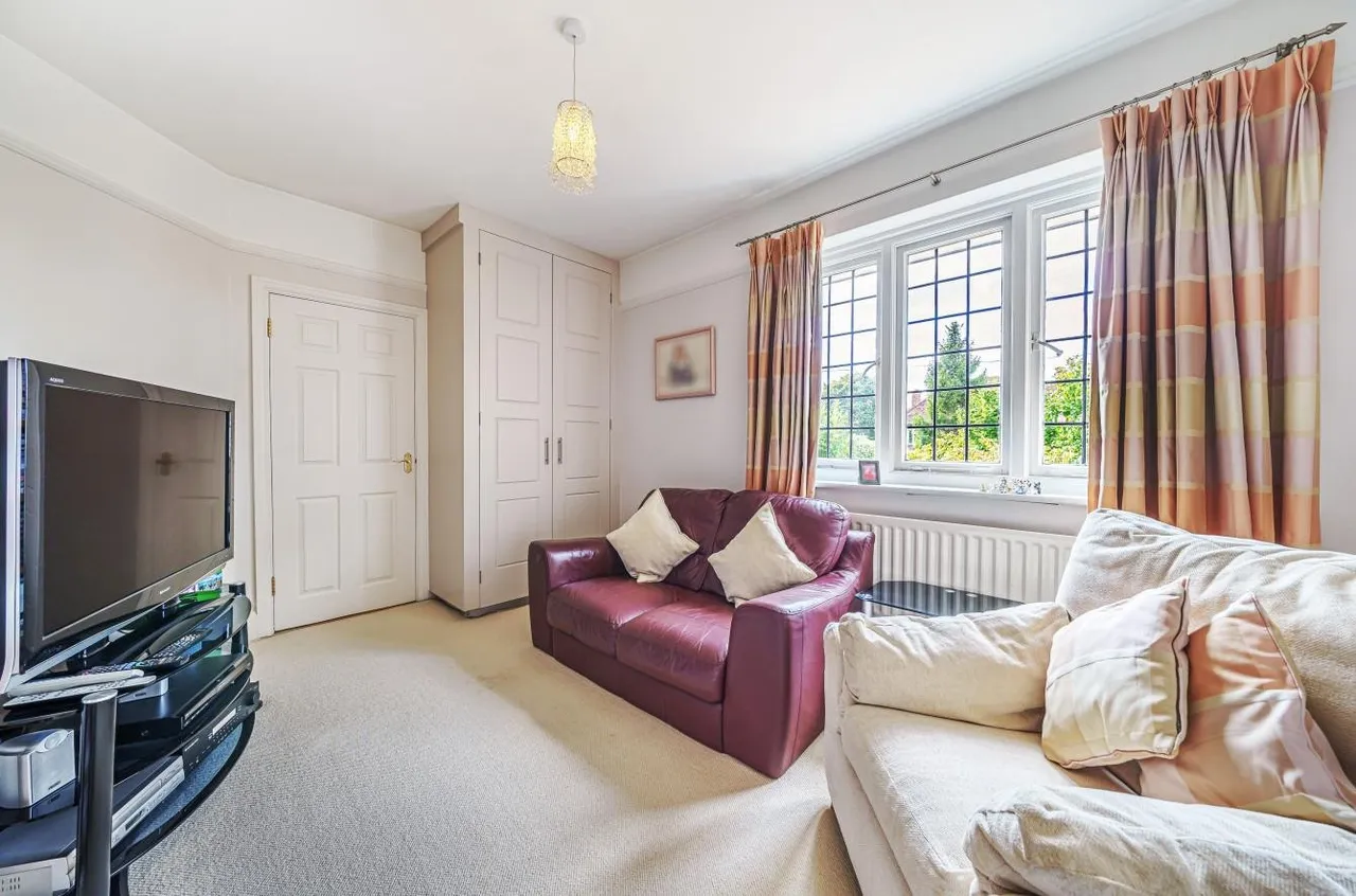 The Avenue, Cheam, SM2, photo 28