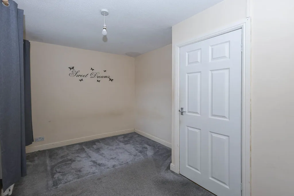 Railway Street, Heywood OL10 1NJ, photo 8