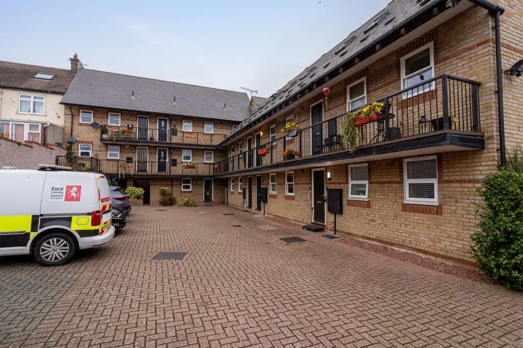 Sun Lane, Gravesend, DA12, photo 12