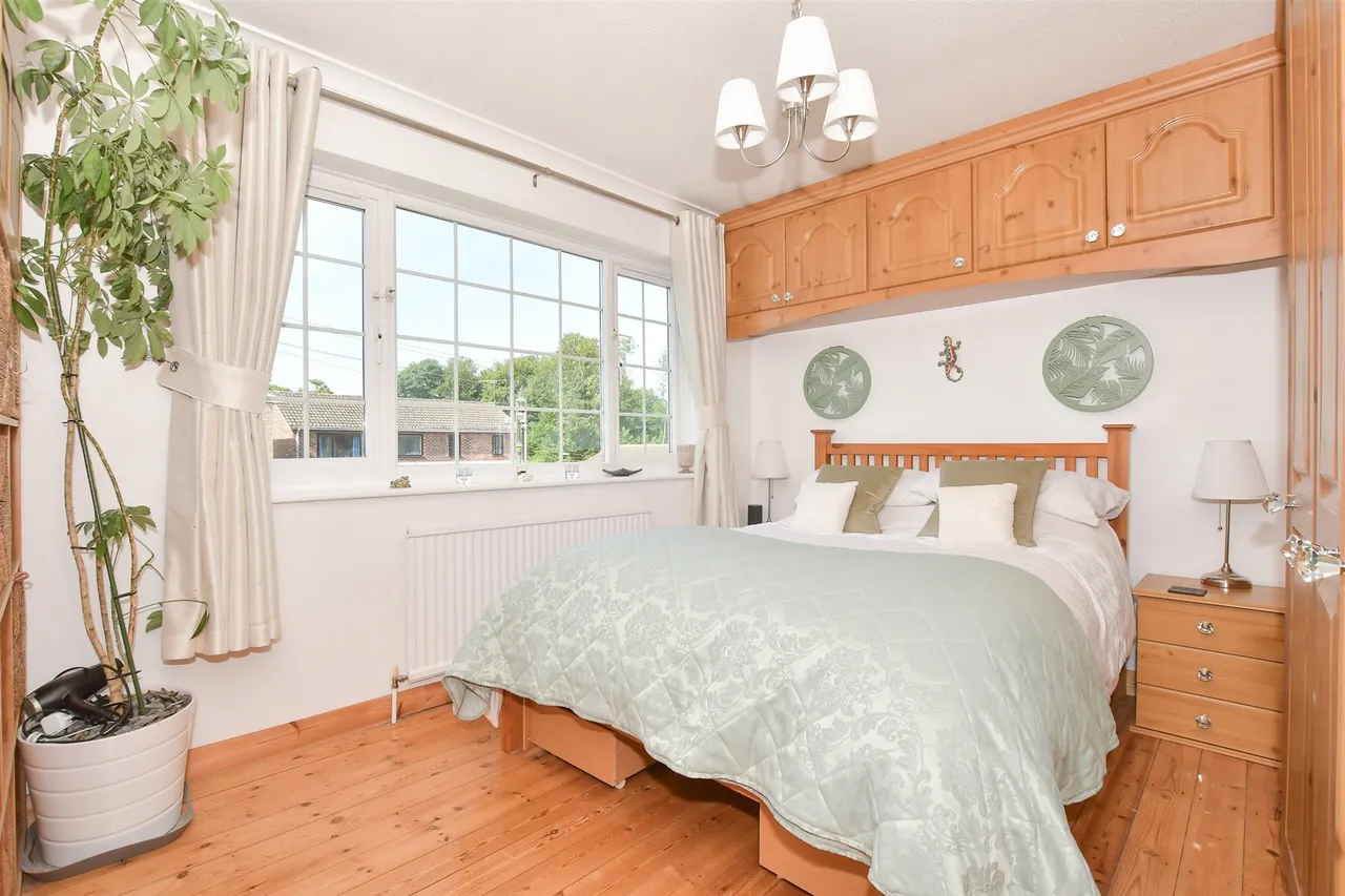 The Glen, Shepherdswell, CT15, photo 6