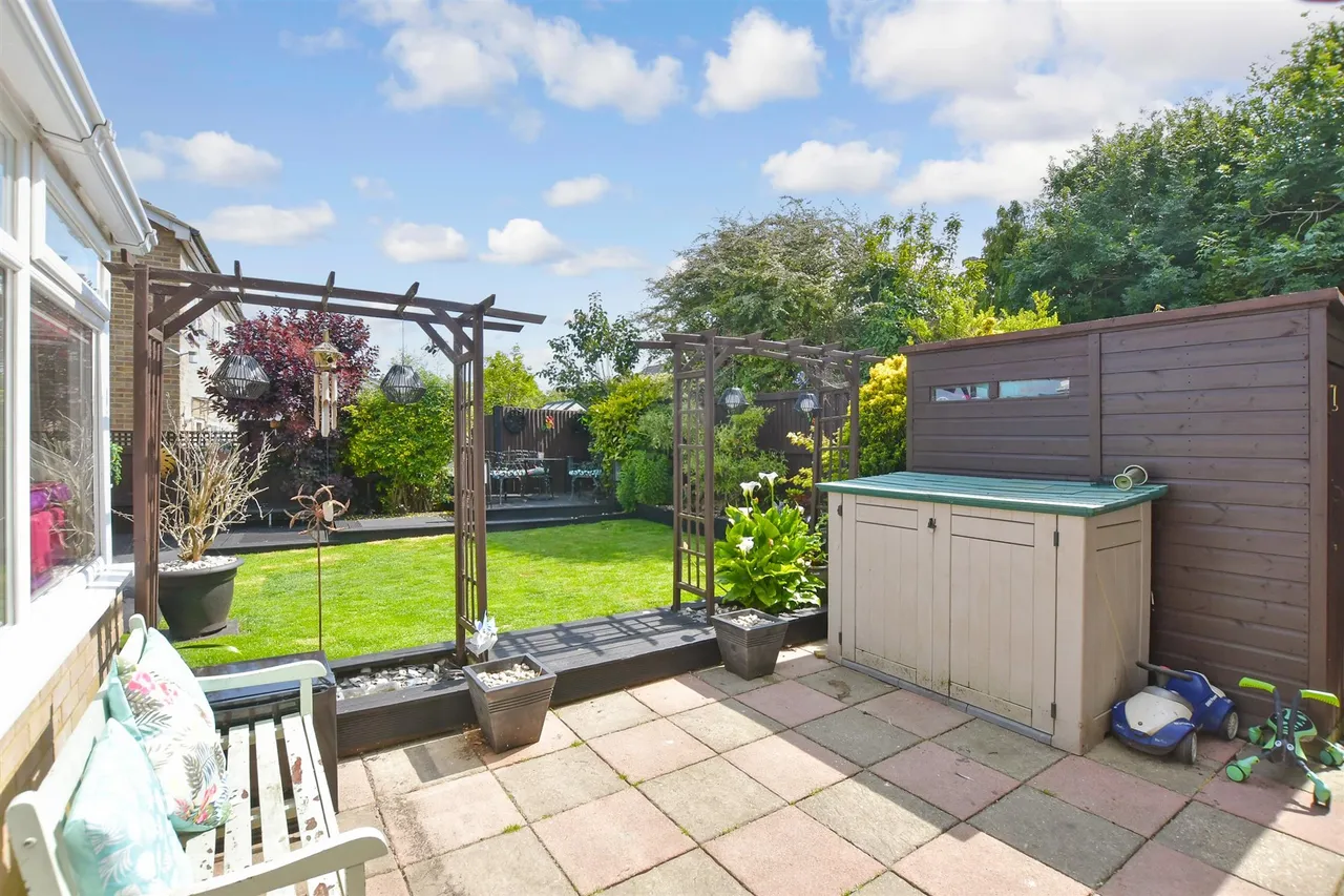 The Glen, Shepherdswell, CT15, photo 14