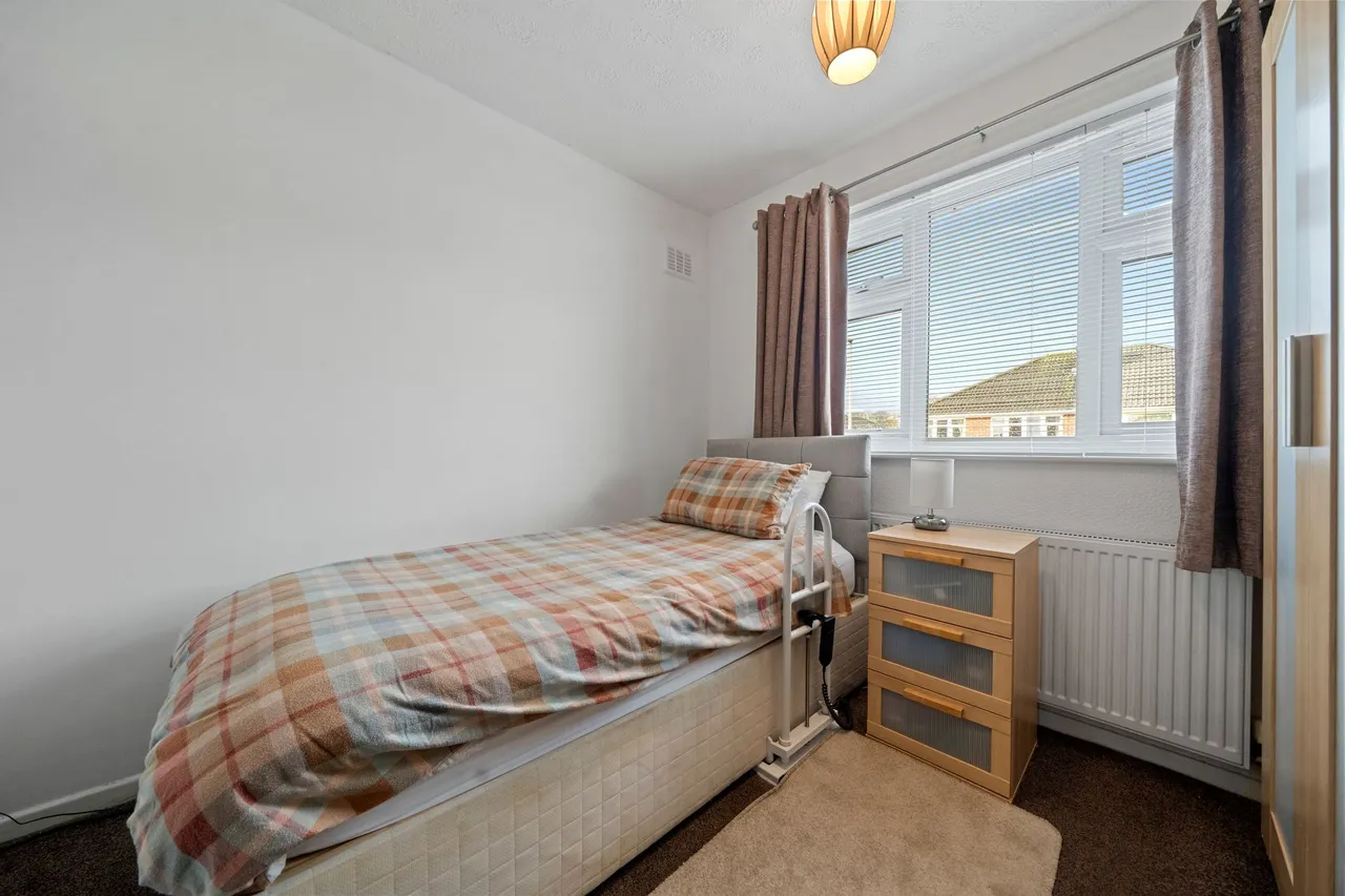 Avondale Drive, Astley, Manchester, Tyldesley, M29 7ES, photo 9