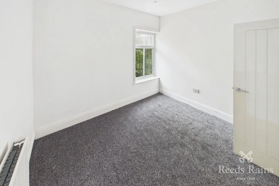 North Bank Road, Batley, West Yorkshire, WF17, photo 7