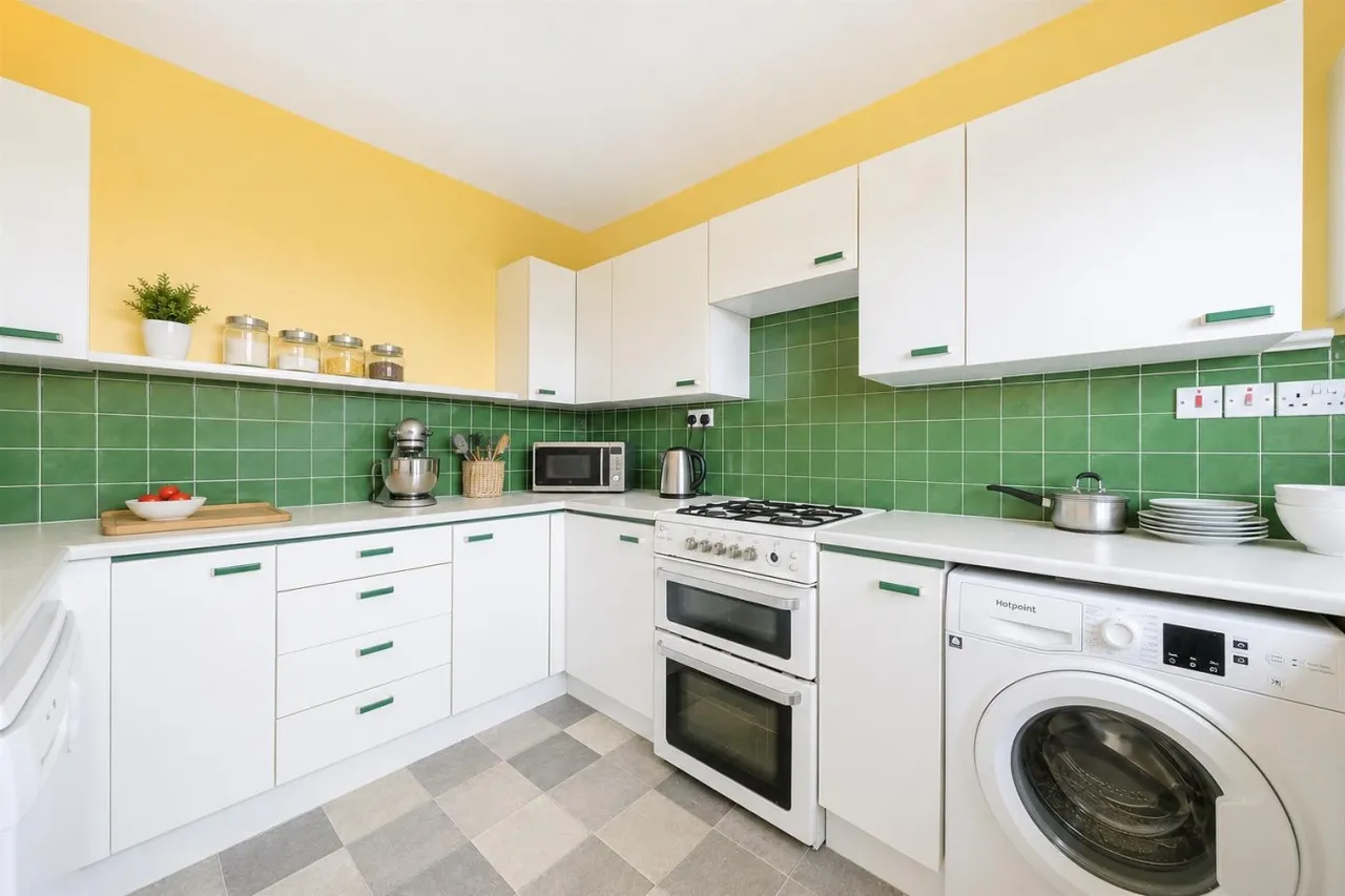 Mariners Drive, Swanage, BH19, photo 3
