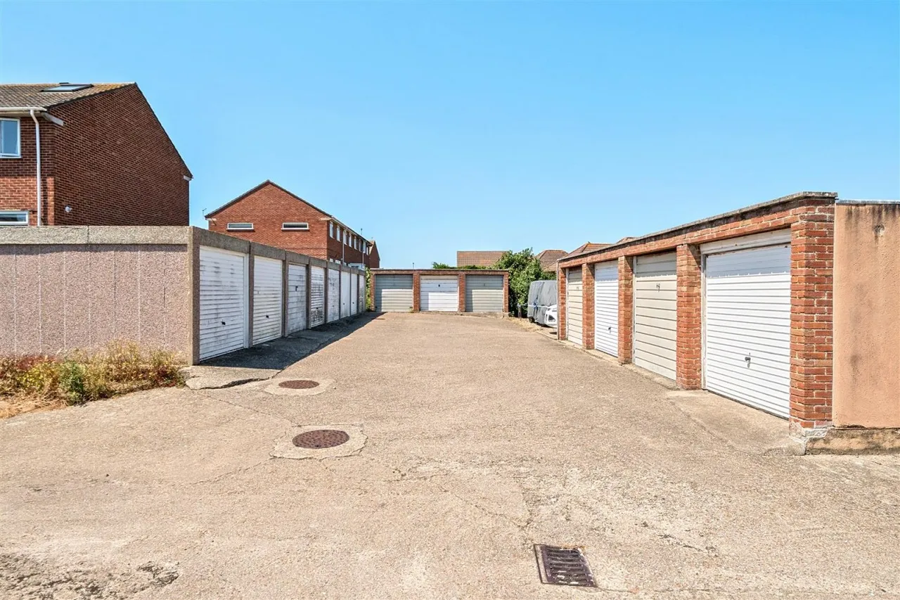 Mariners Drive, Swanage, BH19, photo 13