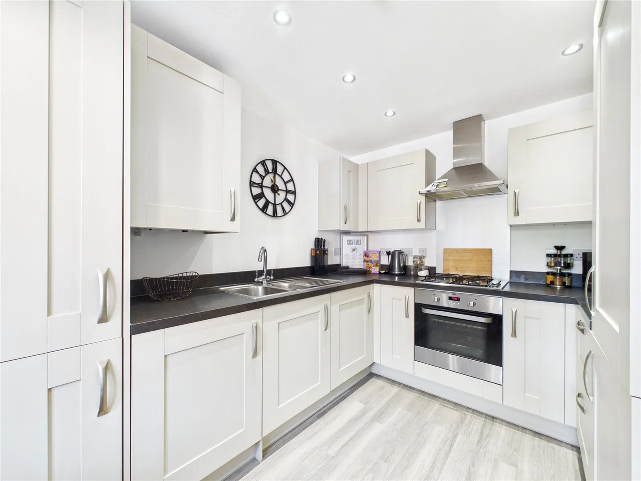 Blunden Close, Long Melford, CO10, photo 2