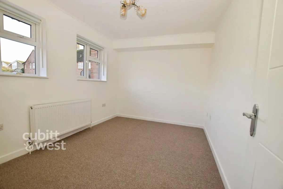 The Spinney Pulborough, RH20, photo 9
