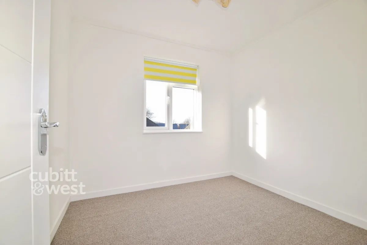 The Spinney Pulborough, RH20, photo 14