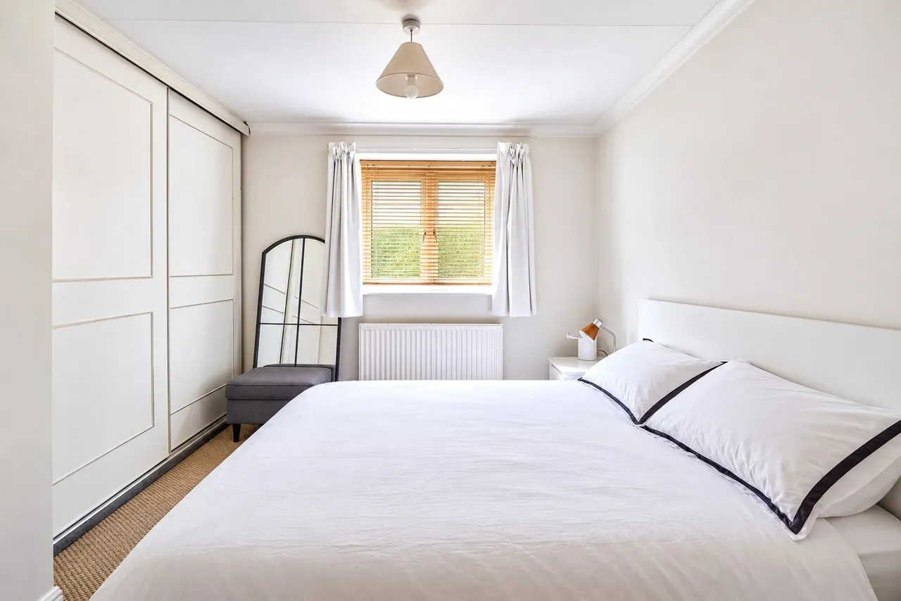 Hatfield Road, London, E15, photo 6