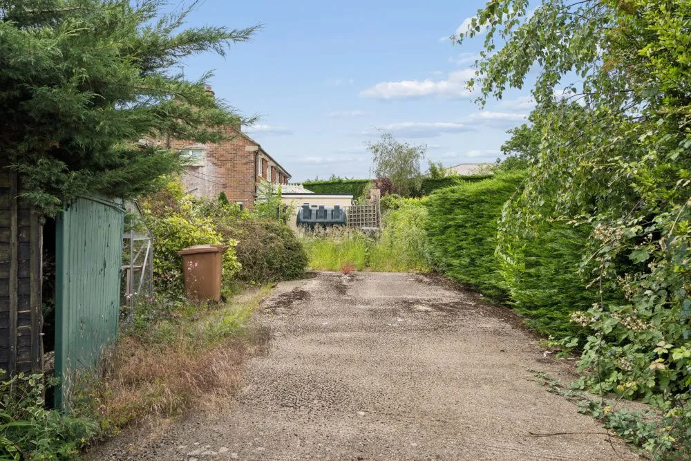 Bradley Road, Nuffield, RG9, photo 9