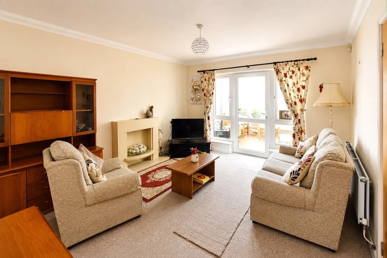 Spring Bank Close, Mill Hill, Blackburn, Lancsahire, BB2, photo 3